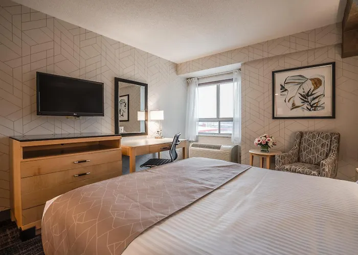 Monte Carlo Inn Barrie - Newly Renovated