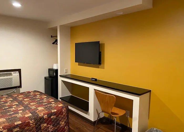Budget Inn