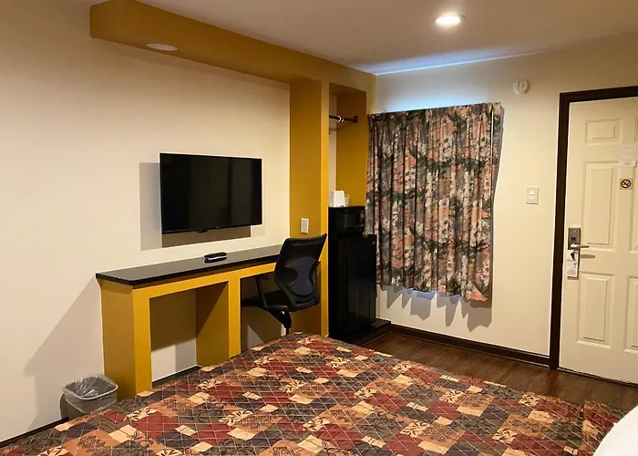 Budget Inn
