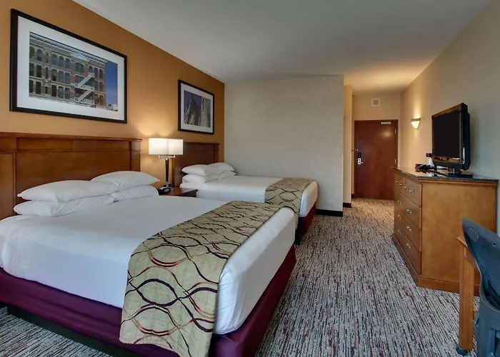 Drury Inn & Suites Findlay