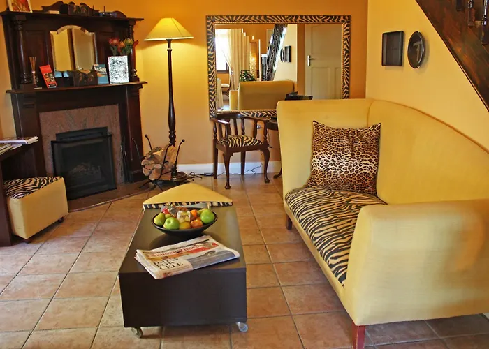 Olaf'S Guest House "Solar Installed" Cape Town