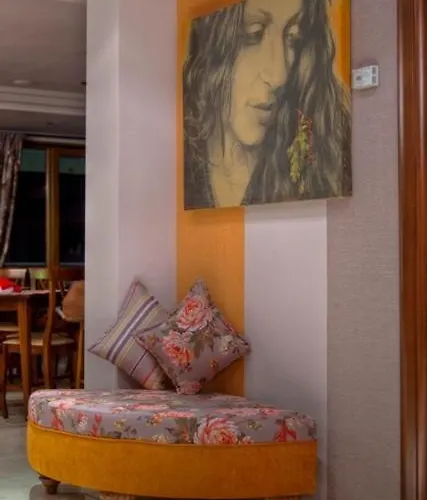 Dryades Hotel