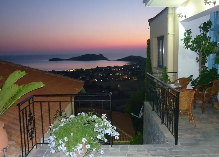 Hotel Dina - Ξενοδοχείο Ντινα