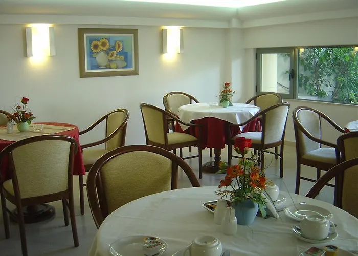 Elysee Hotel