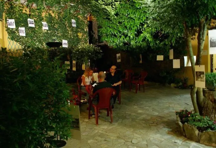 Albergo Corona
