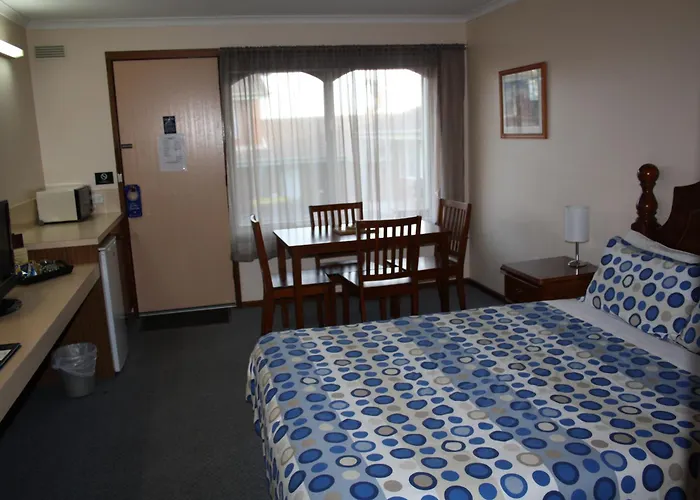Raglan Motor Inn