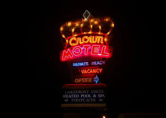 Crown Motel
