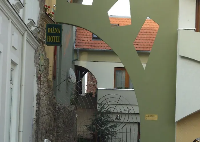 Hotel Diana