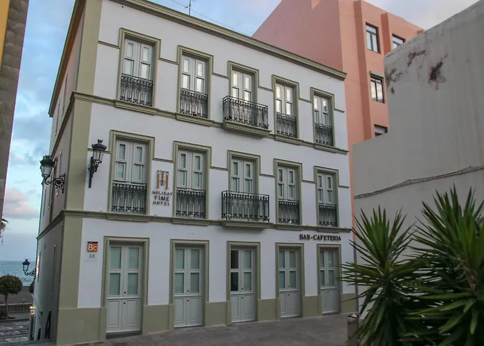 Hotel Emblematico Holiday Time
