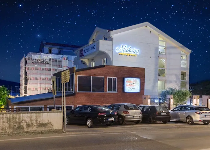Hotel Maksim
