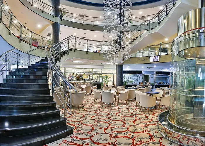 Kings Park Hotel
