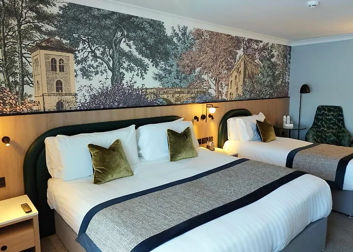 Menlo Park Hotel