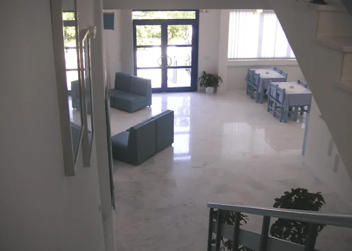 Danae Hotel