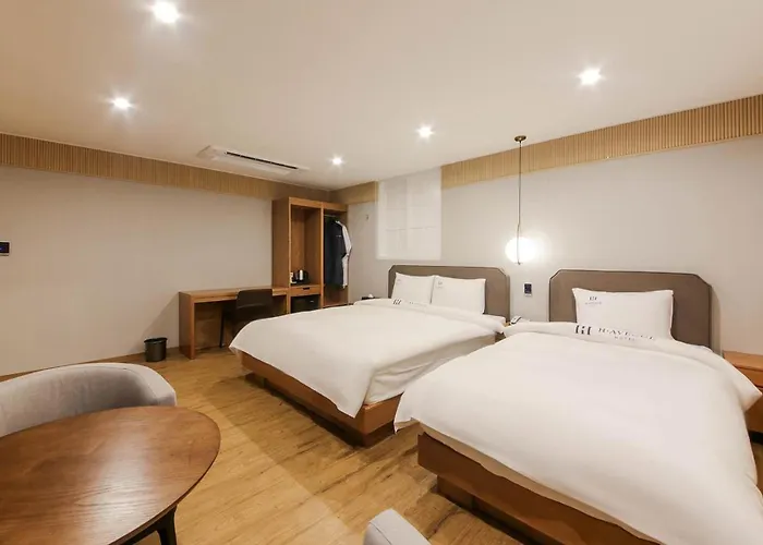 H Avenue Hotel In Gyeongju