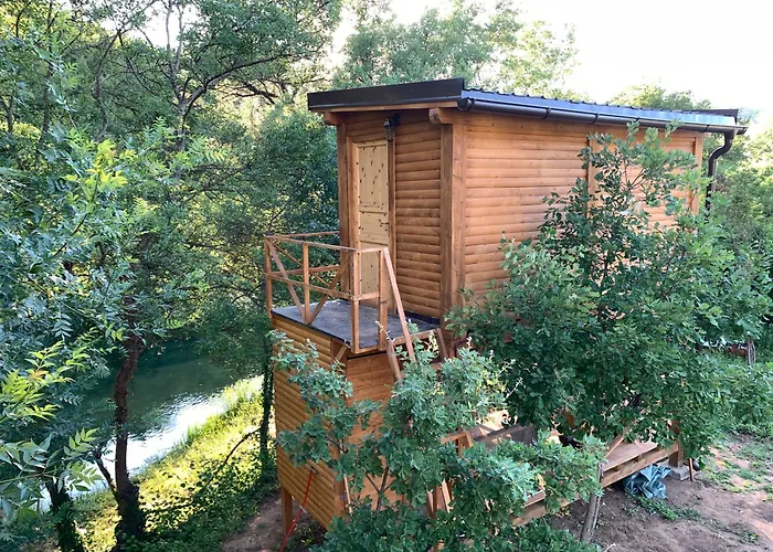 Magical Treehouse W Sandy Beach