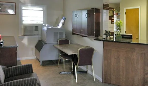 Budget Host Inn