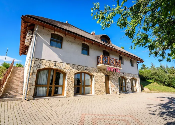 Tekergo Motel Es Etterem