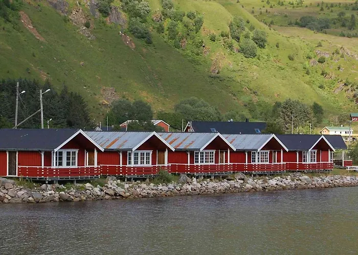 Lofoten Fjordcamp