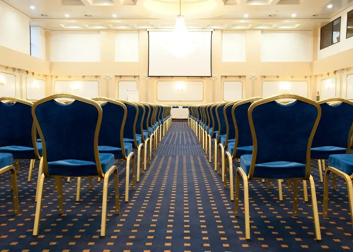 Hotel Rapsodia City Center
