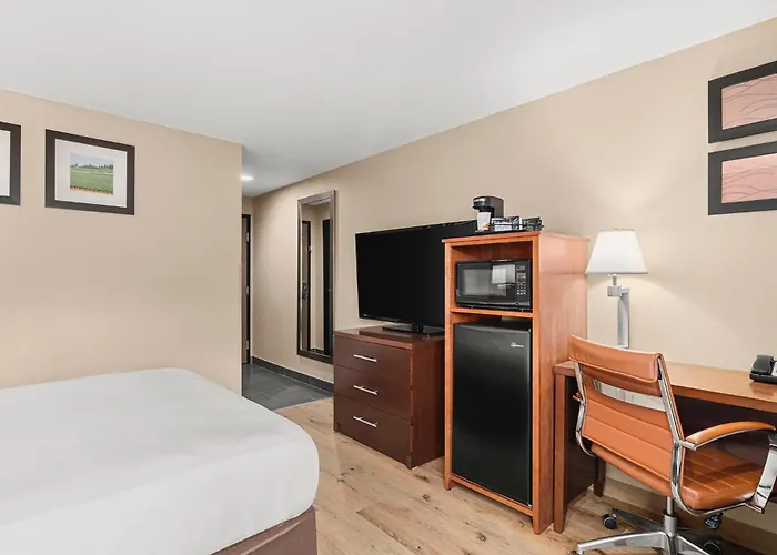 Comfort Inn & Suites Beaverton - Portland West
