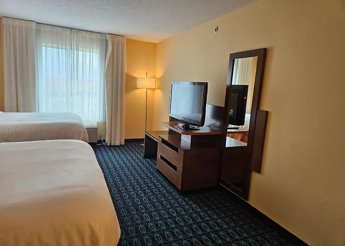 Comfort Inn & Suites Ankeny - Des Moines