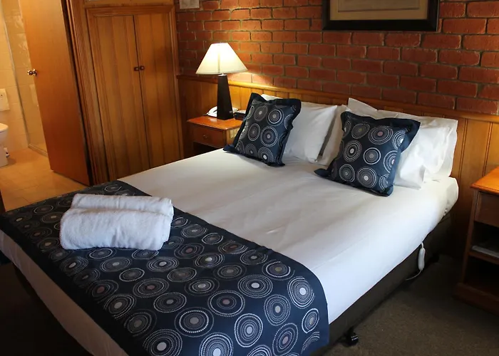 Bakery Hill Motel