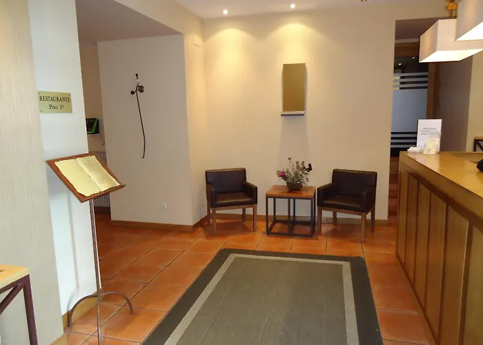 Hotel Monasterio De Leyre