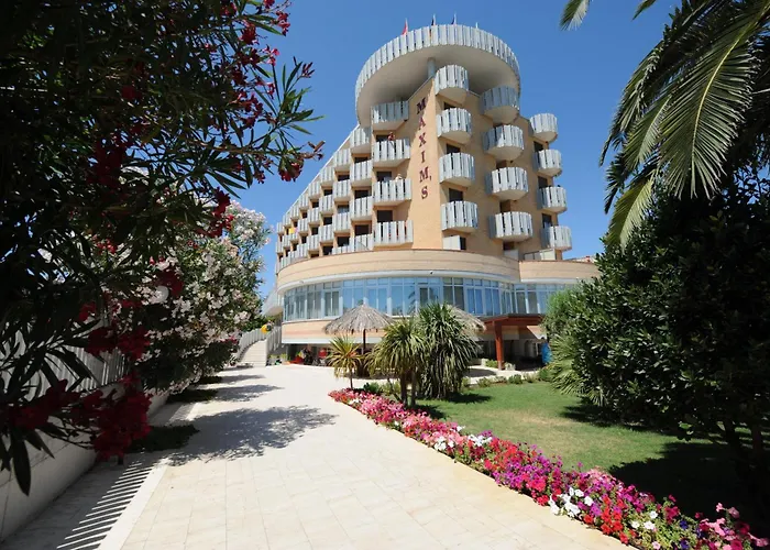 Hotel Maxim'S