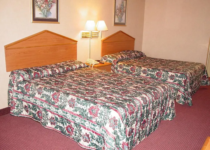 Garden Inn & Suites
