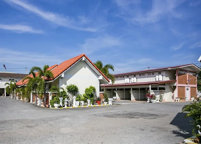 Bualuang Hotel