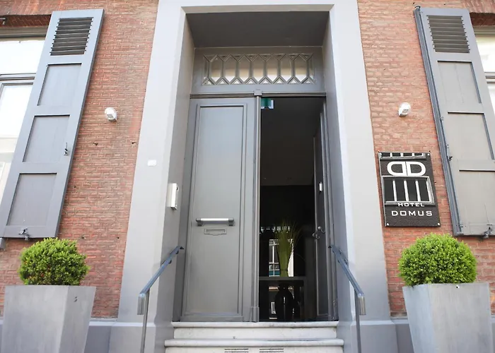 Hotel Domus
