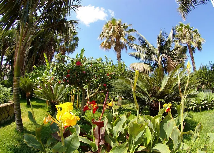 Hotel Residence Costa Azzurra - Panoramic Swimming Pool And Free Parking
