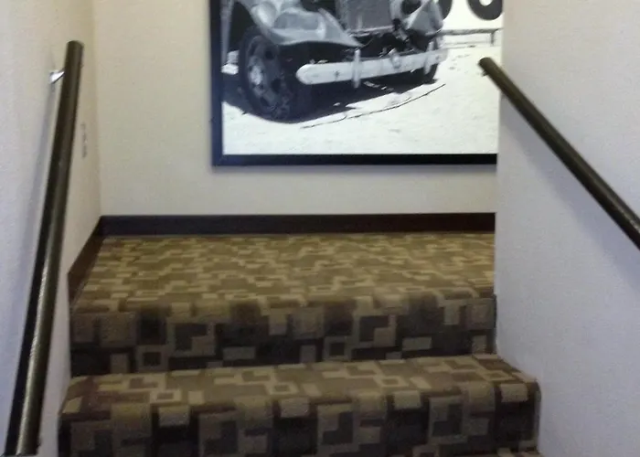 Super 8 By Wyndham Stafford/Springfield Area