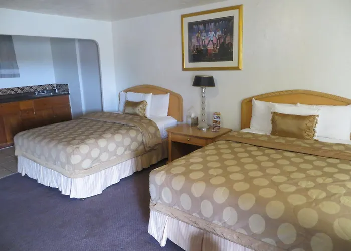 El Trovatore Motel