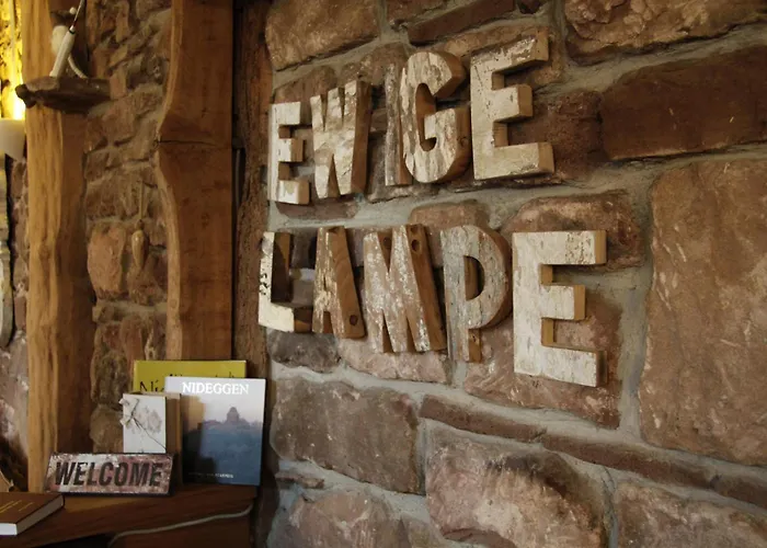 Zur Ewigen Lampe Romantisches Landhotel Nideggen