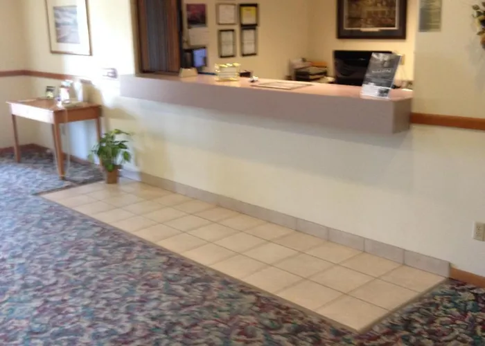 Heritage Inn & Suites