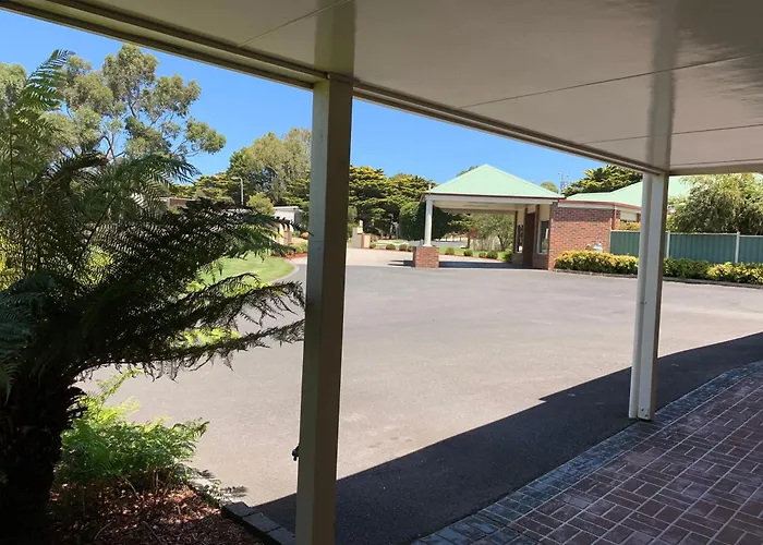 Arthur Phillip Motor Inn