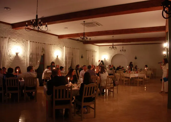 Shelter Hotel & Restaurant