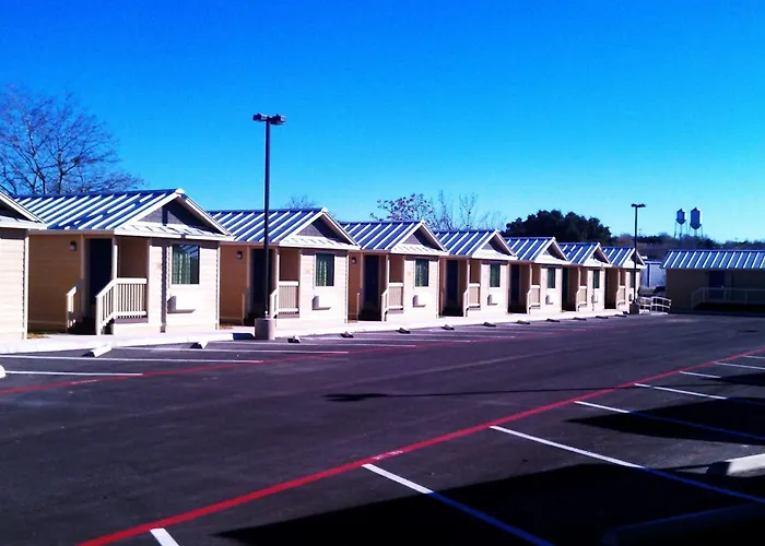 Fieldhouse Inn & Conference Center