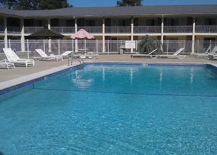 Crystal Inn Eatontown