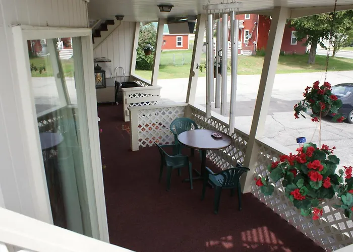 Northern Peaks Motor Inn