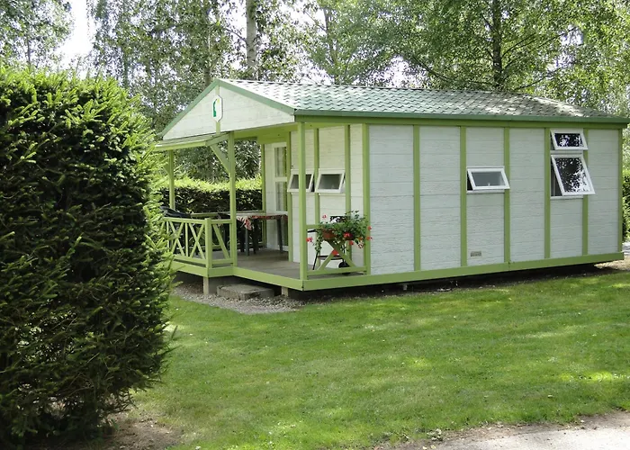 Camping Les Pinasses