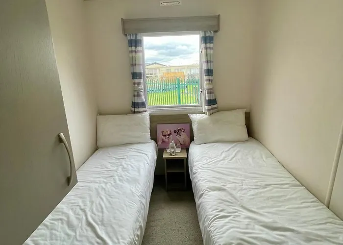 Caravan At Seawick Holiday Park Close To Beach