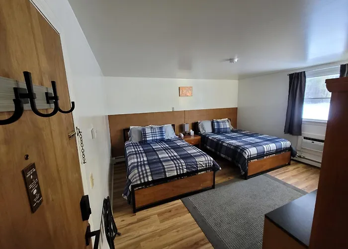 West Bethel Motel