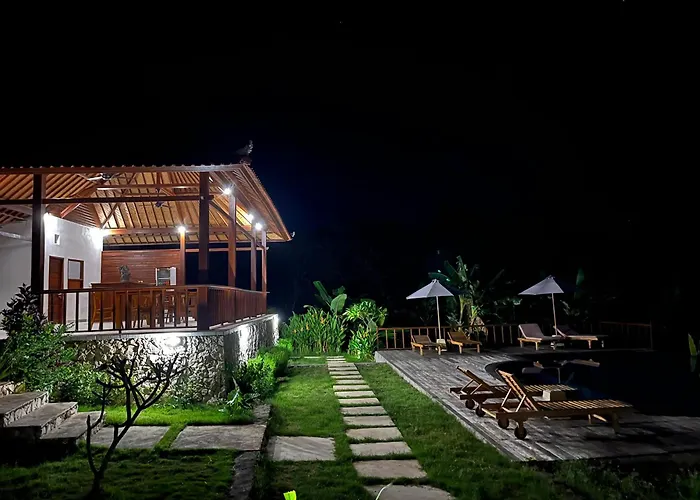 Sunset Hill Lembongan