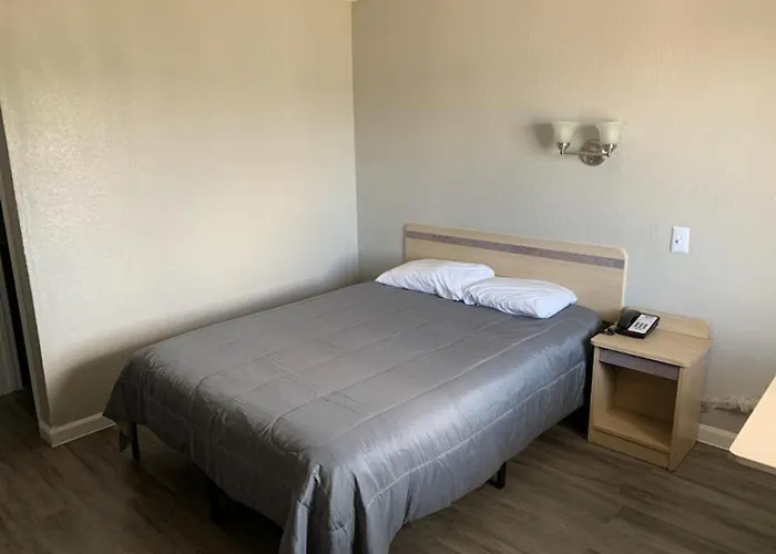 Express Inn Columbus