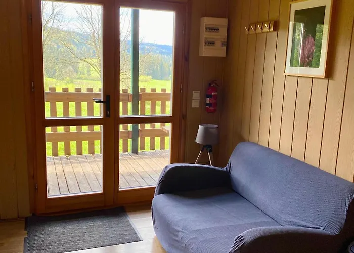 Camping-Chalets La Faviere
