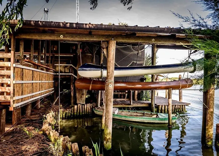 Luxury Lodge Glamping