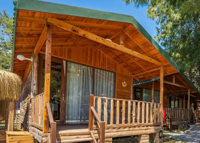 Sea Valley Lodge