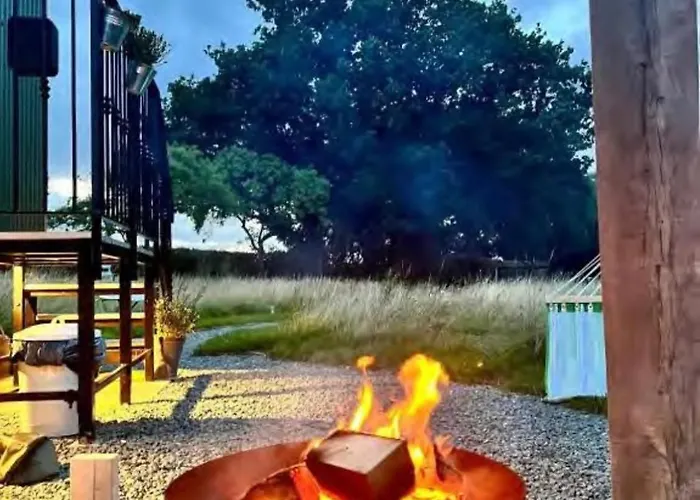 The Orchard Retreat